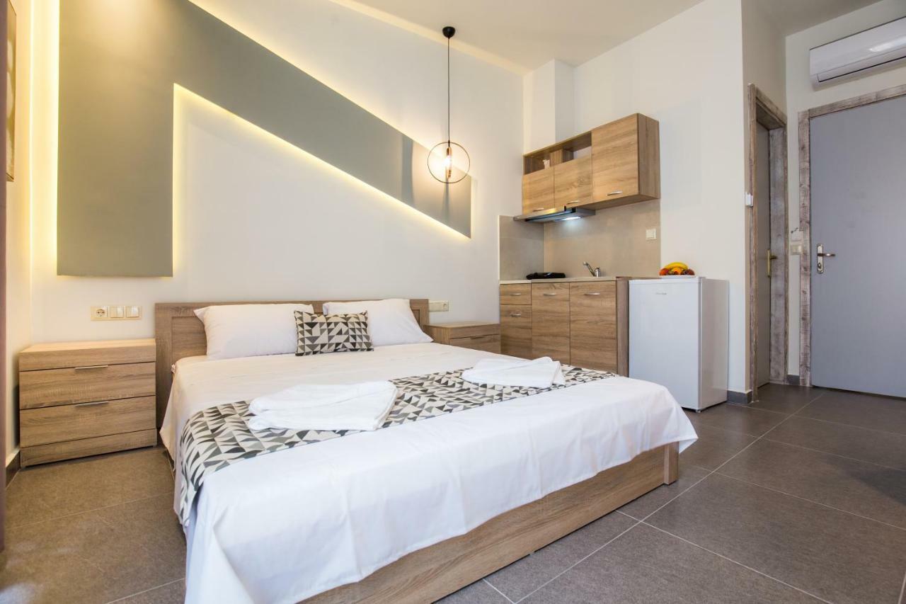 לימנריה Studios & Apartments Elisabeta מראה חיצוני תמונה