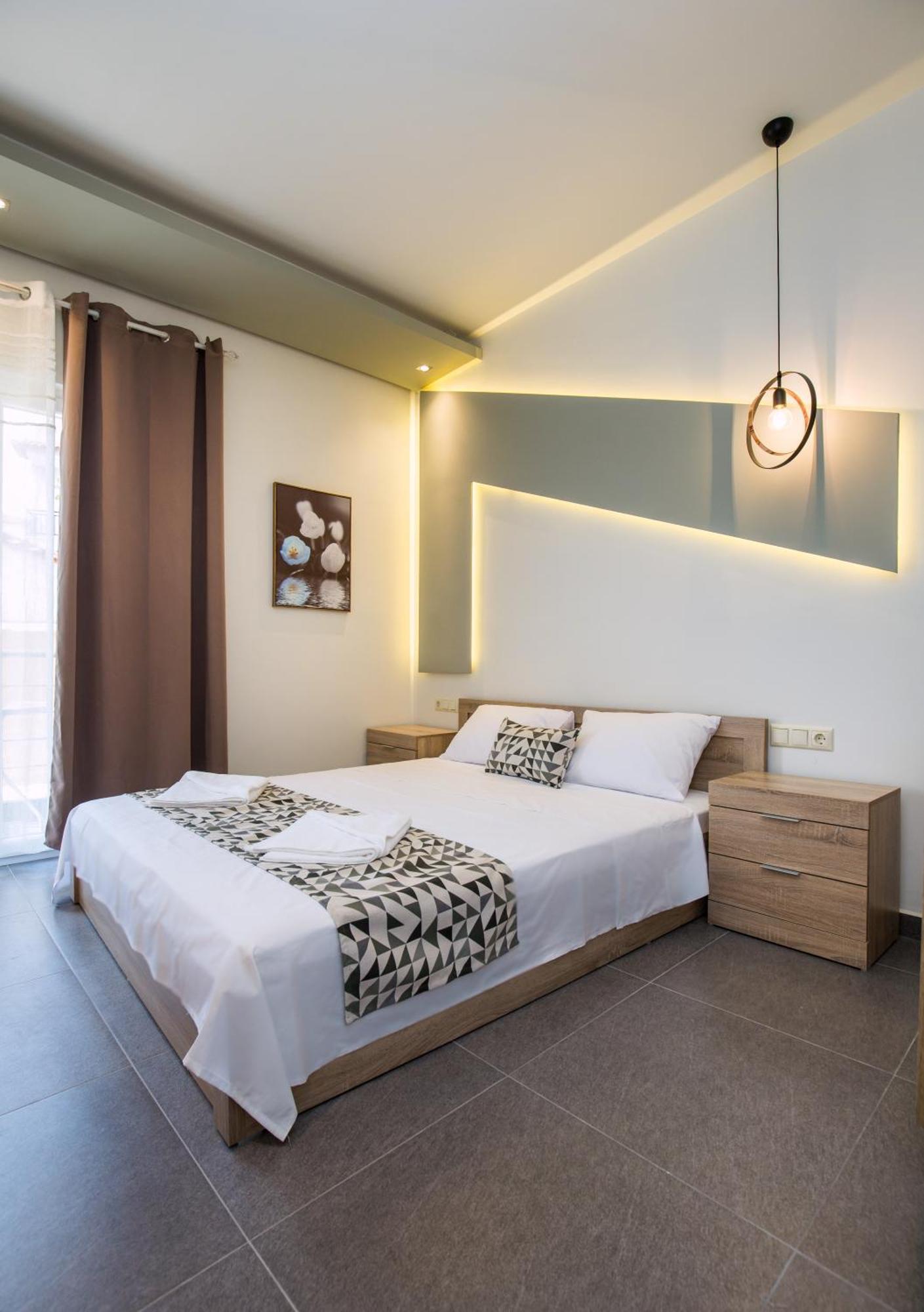 לימנריה Studios & Apartments Elisabeta מראה חיצוני תמונה