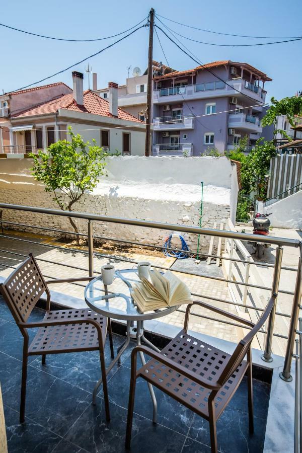 לימנריה Studios & Apartments Elisabeta מראה חיצוני תמונה