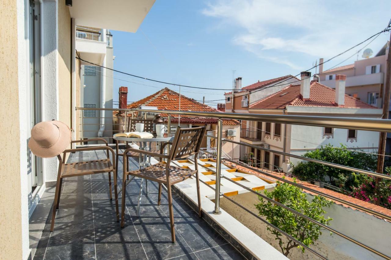 לימנריה Studios & Apartments Elisabeta מראה חיצוני תמונה