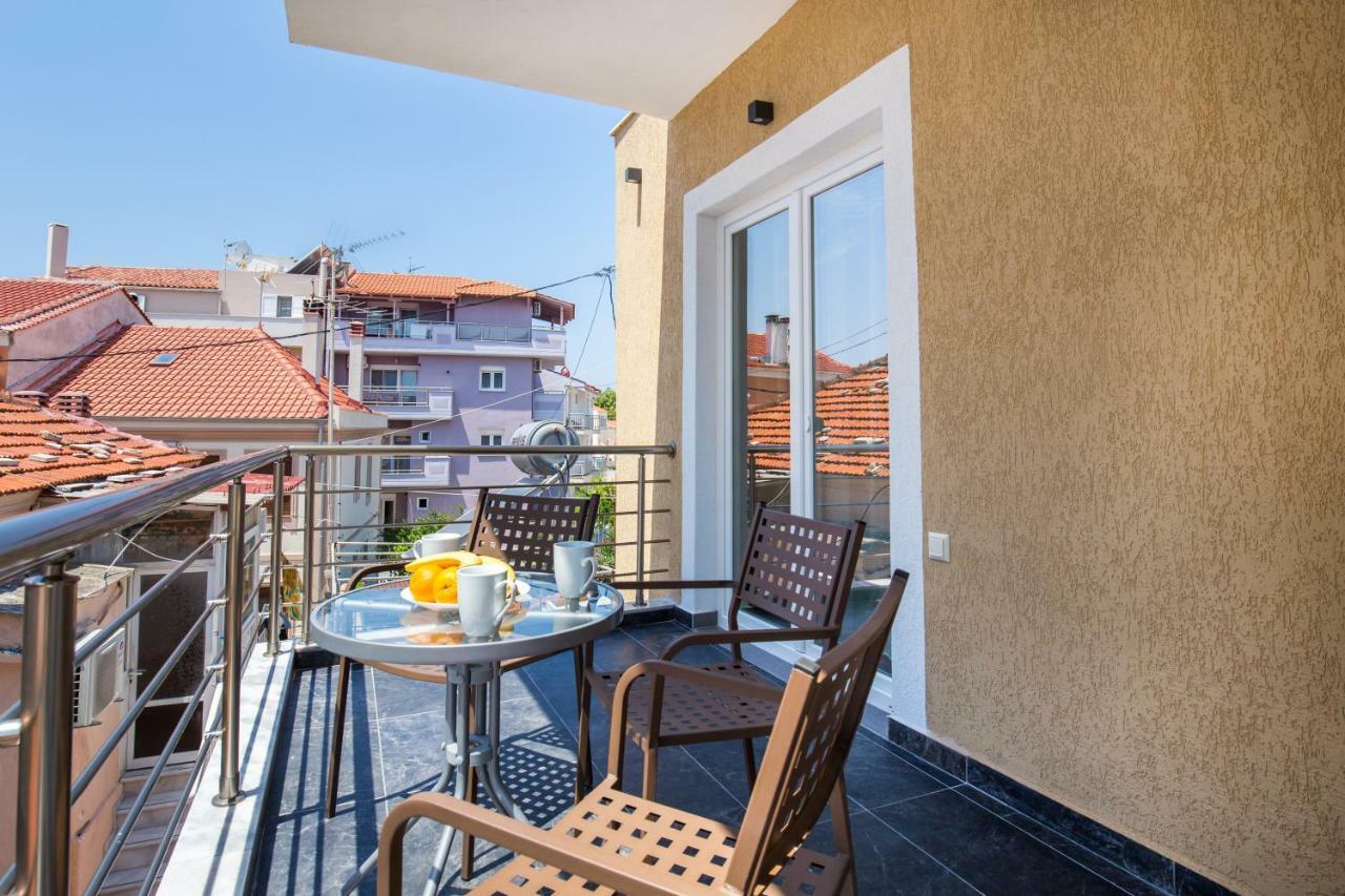 לימנריה Studios & Apartments Elisabeta מראה חיצוני תמונה
