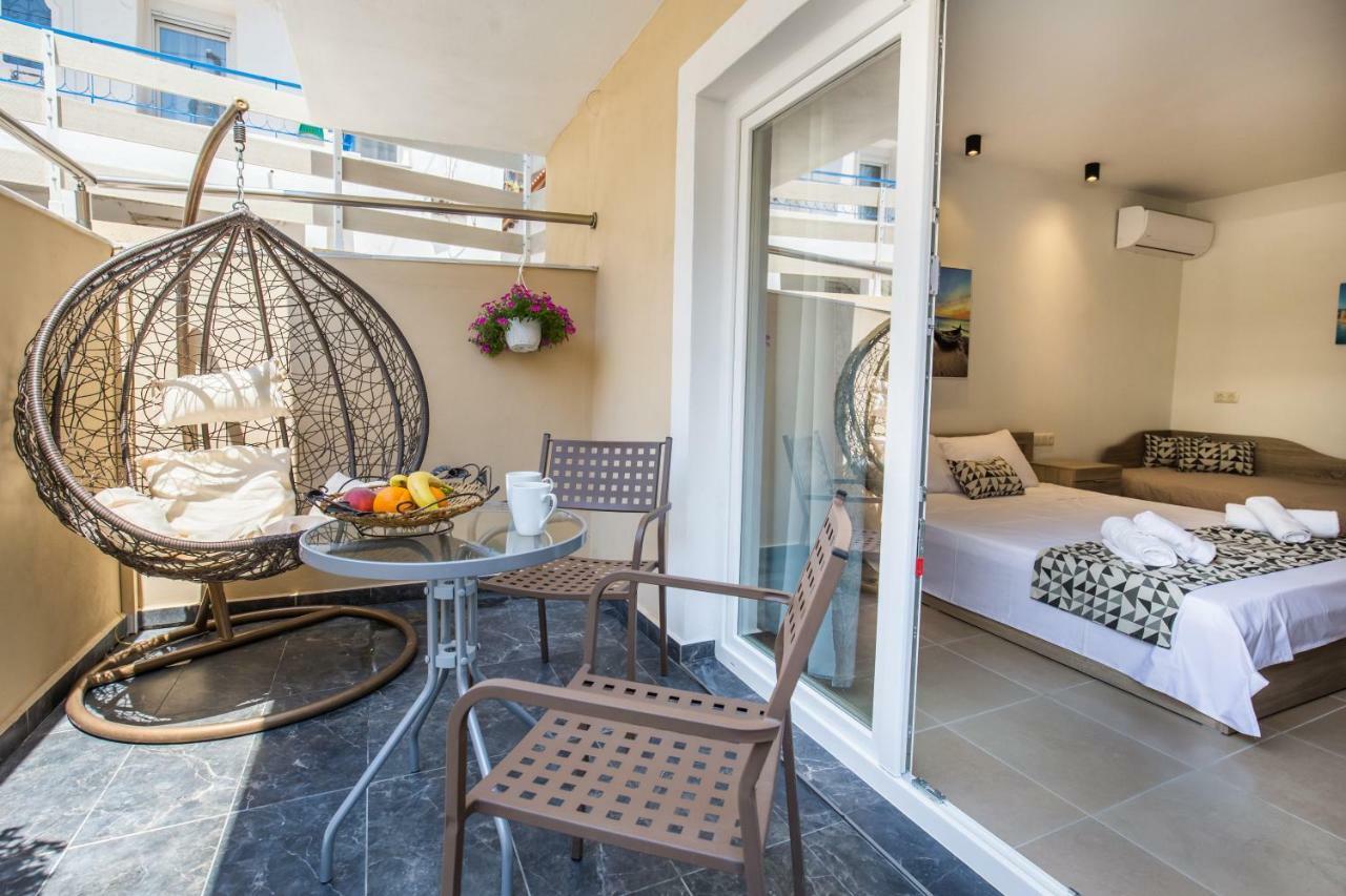 לימנריה Studios & Apartments Elisabeta מראה חיצוני תמונה