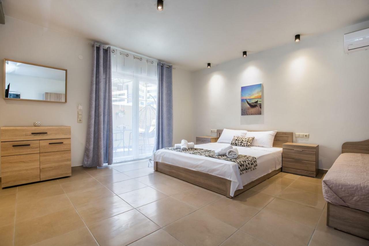 לימנריה Studios & Apartments Elisabeta מראה חיצוני תמונה